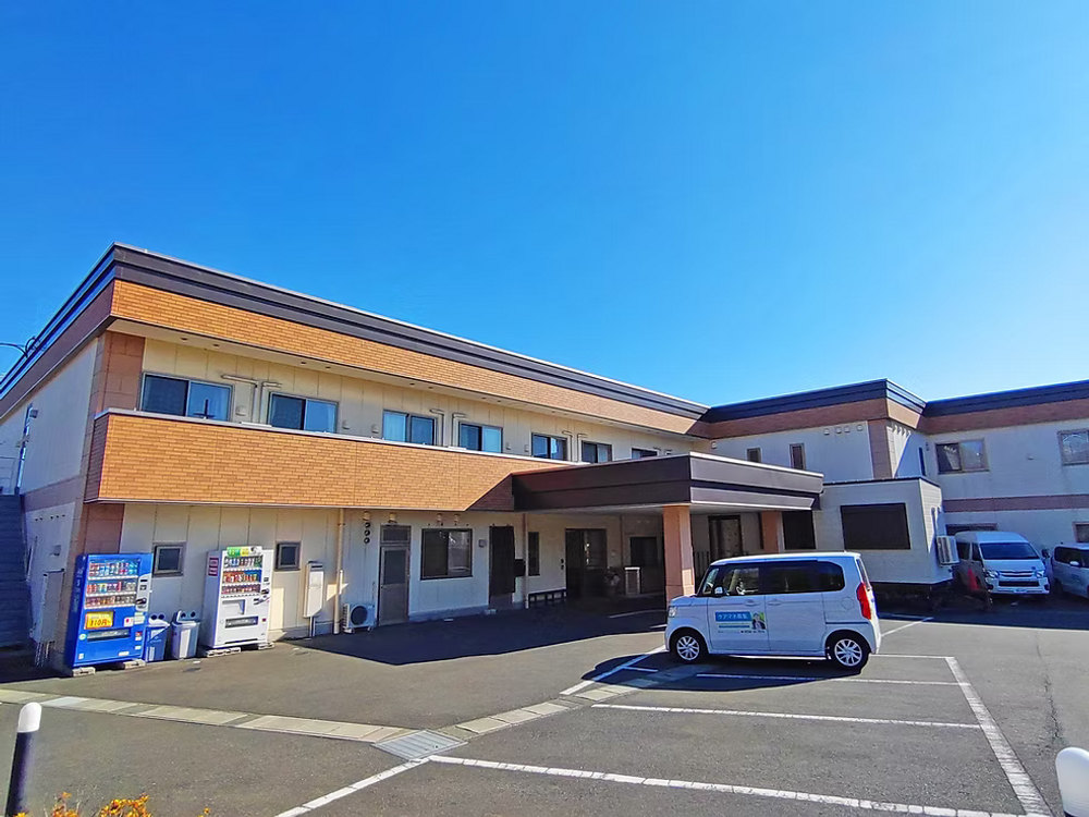 サ高住「ふじがおか見付連理枝」外観